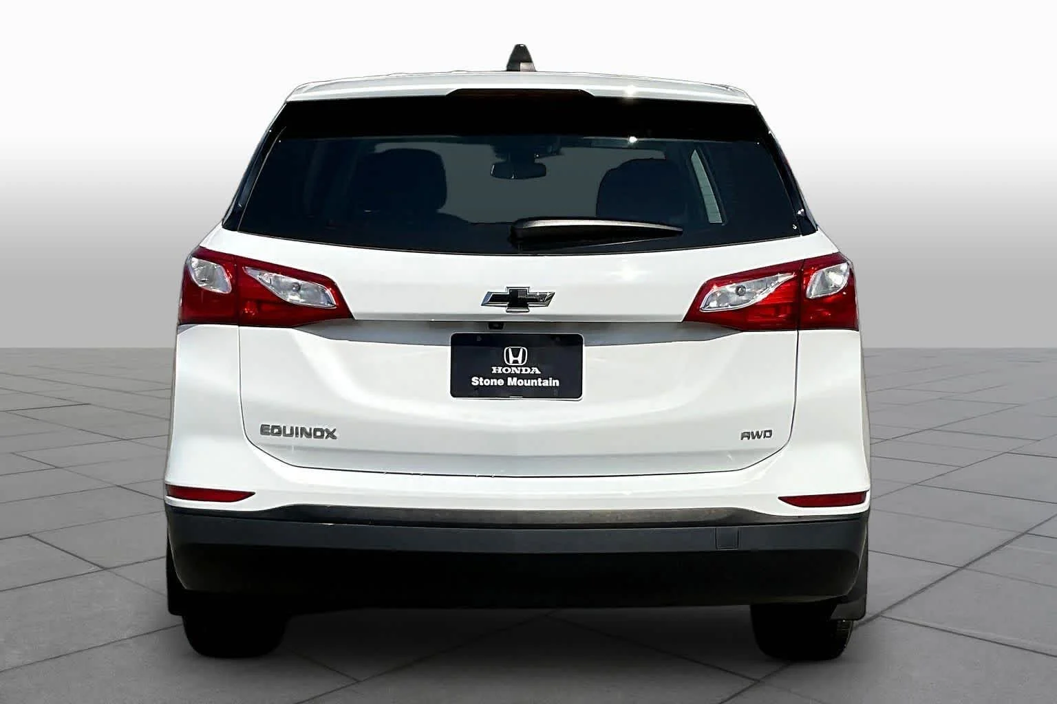 Used 2021 Summit White Chevrolet LS image 5