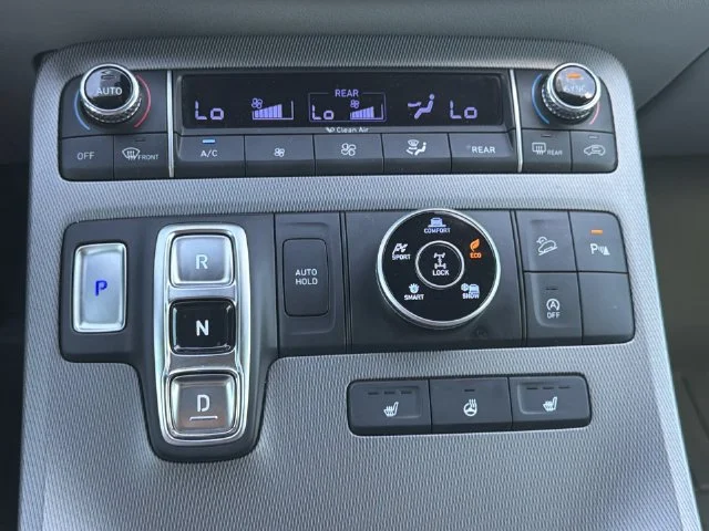 Used 2020 White Hyundai SEL image 21