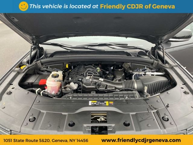 Used 2025 Gray Jeep Limited image 28