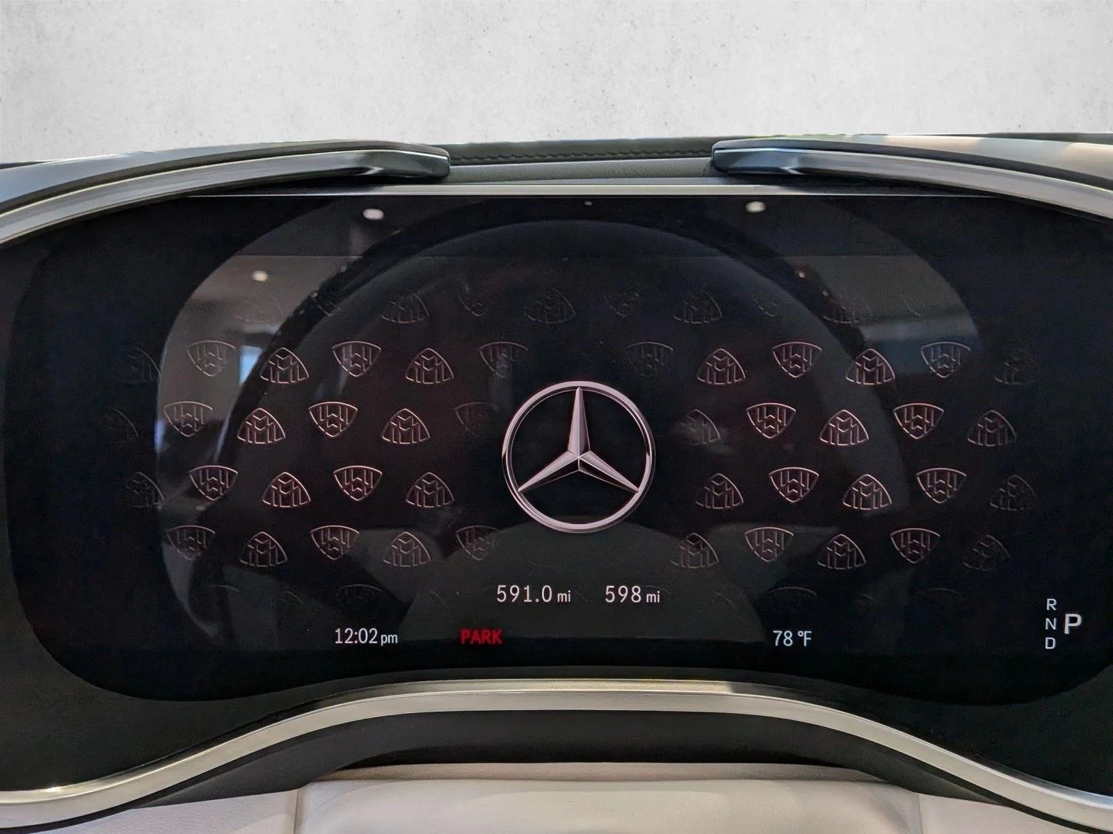 Used 2026 Manufaktur Moonlight White Magno Mercedes-Benz Maybach SL 680 Monogram Series image 9