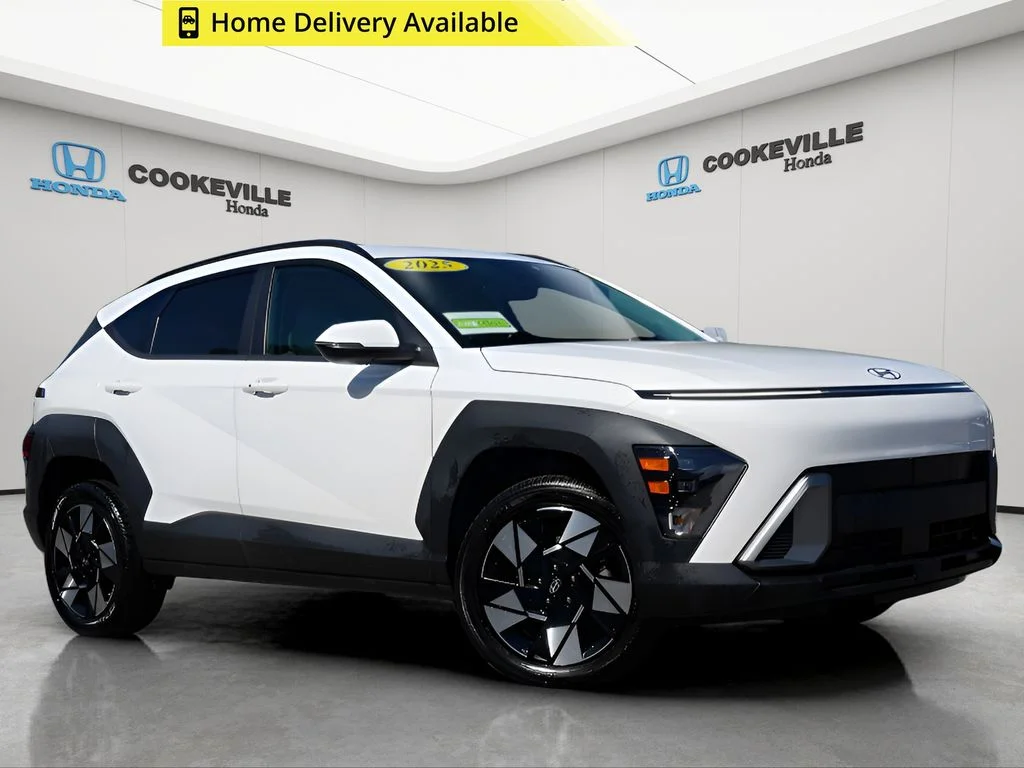 Used 2025 Atlas White Hyundai SEL image 1