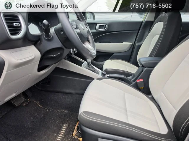 Used 2024 Green Apple Hyundai SEL image 8