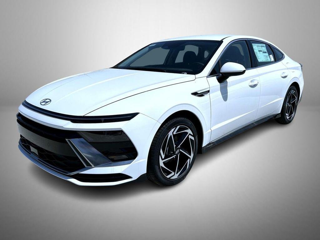 2026 Hyundai Sonata SEL AWD's photo