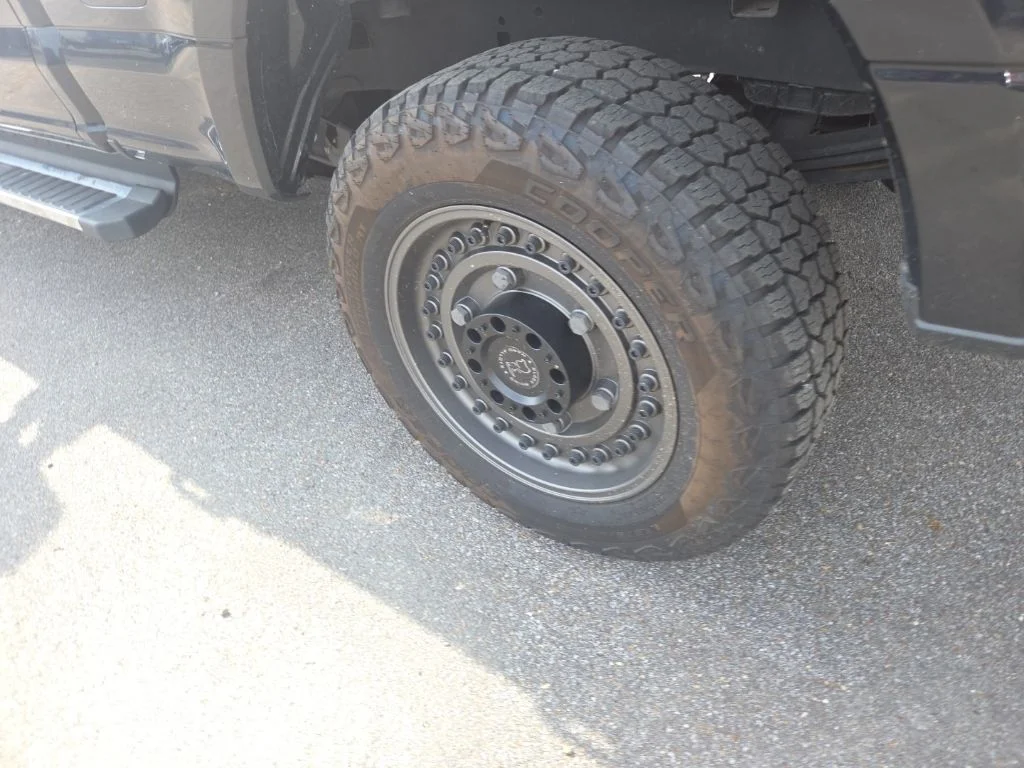 Used 2022 Black Ford XL image 13