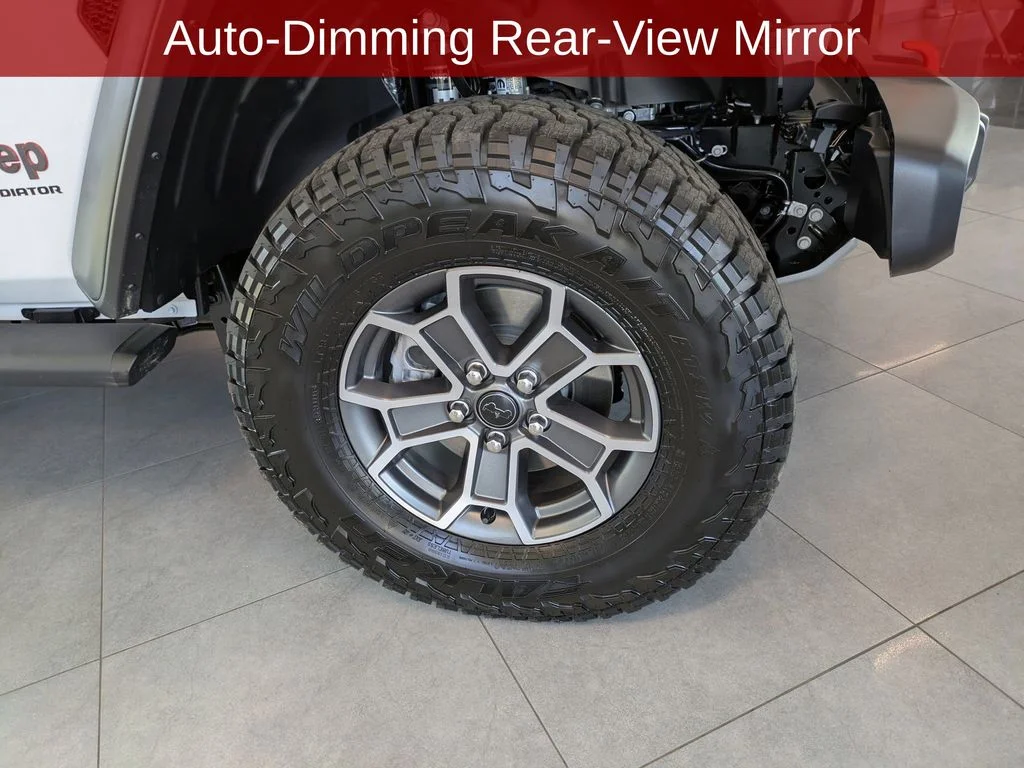 New 2026 Bright White Clear-Coat Exterior Paint Jeep Mojave image 13