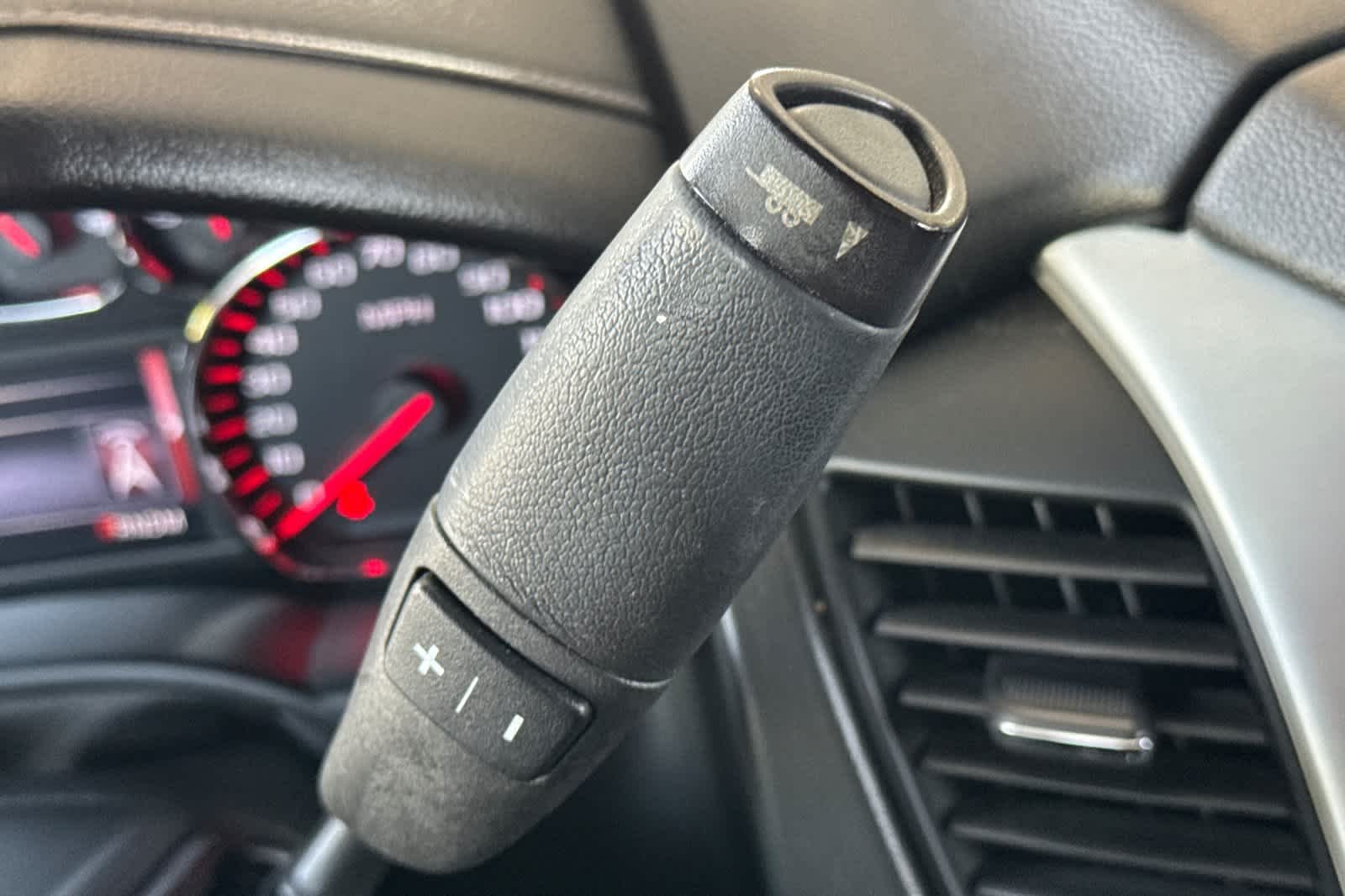 Used 2016 Onyx Black GMC SLT image 26