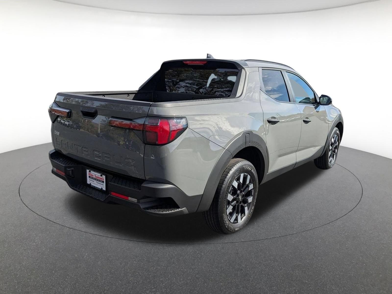 Certified Used 2026 Hampton Gray Hyundai SEL image 4