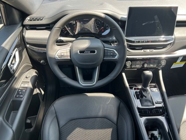 2025 Jeep Compass Latitude - Photo 16