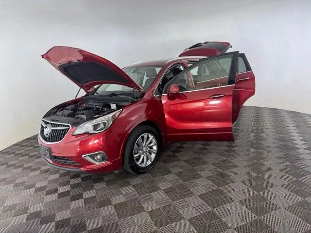 Used 2019 Red Buick Essence image 12
