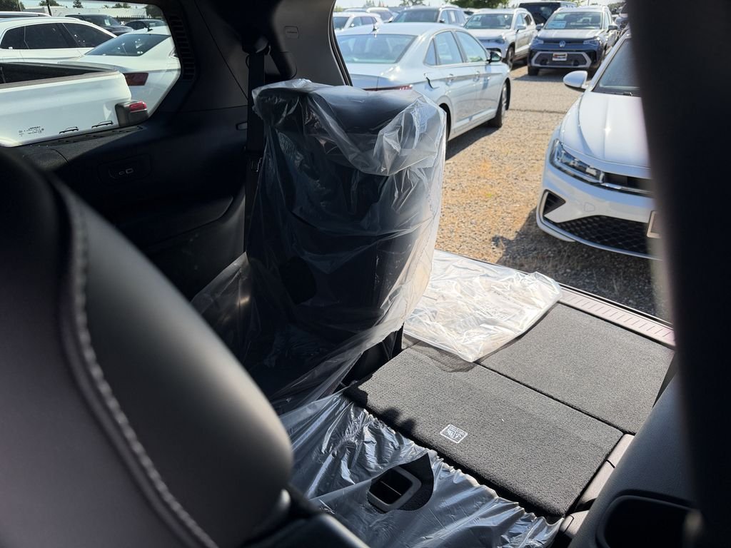 New 2026 Bright White Clearcoat Jeep Altitude image 23
