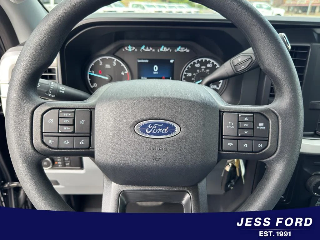 2026 Ford F-350 Super Duty XL - Photo 18
