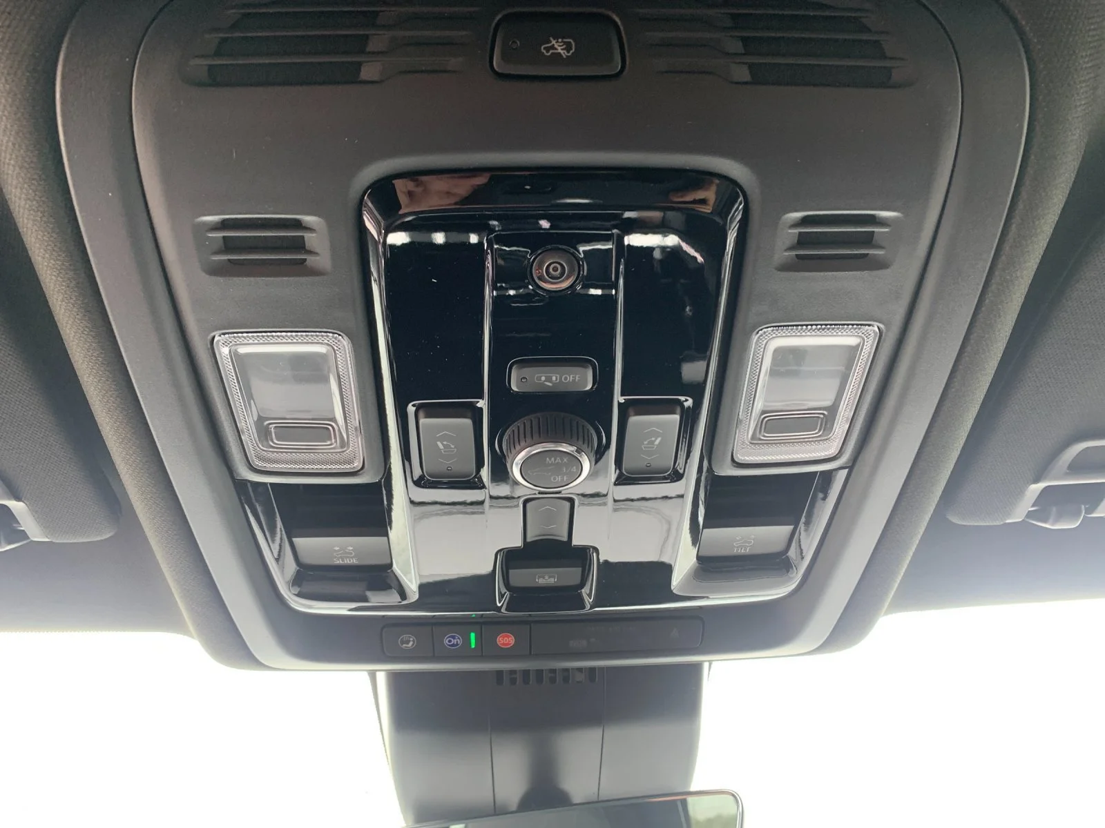 2026 GMC Yukon Denali - Photo 30