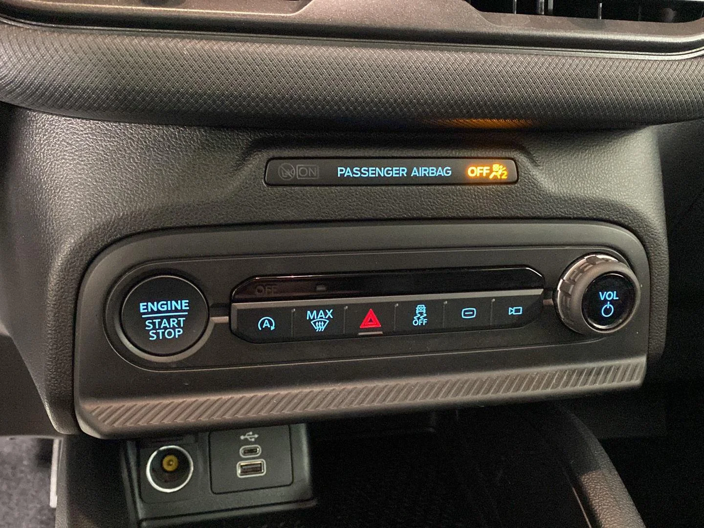 Used 2026 Carbonized Gray Metallic Ford Outer Banks image 4