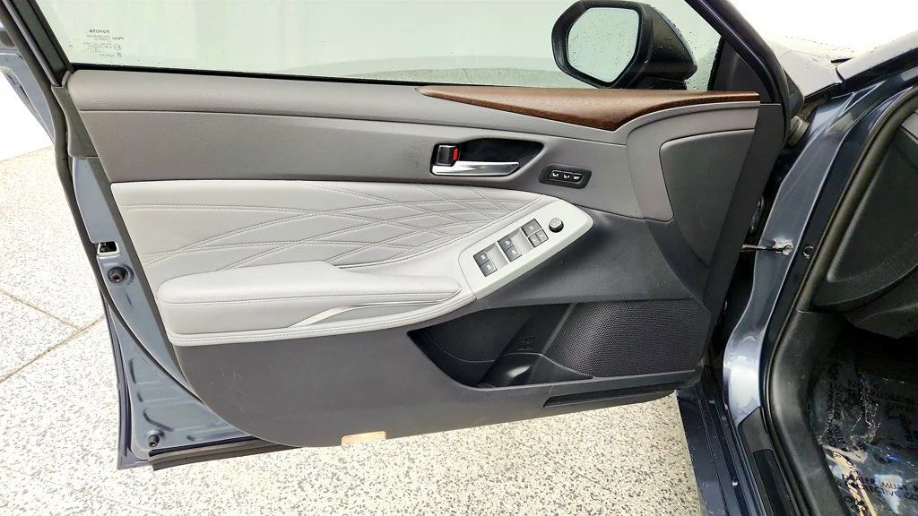 Used 2019 Harbor Gray Metallic Toyota Limited w/ Advanced Safety Package image 11