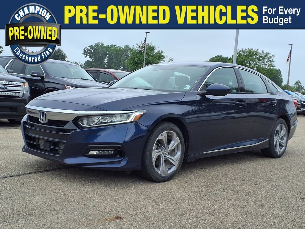 Used 2018  Honda EX image 1