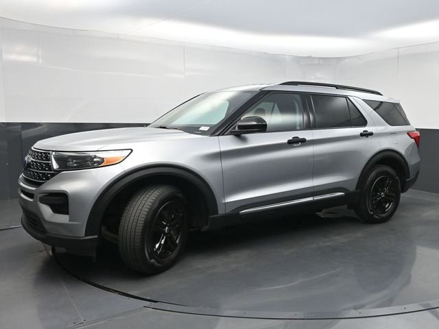 Used 2021 Silver Ford XLT image 5