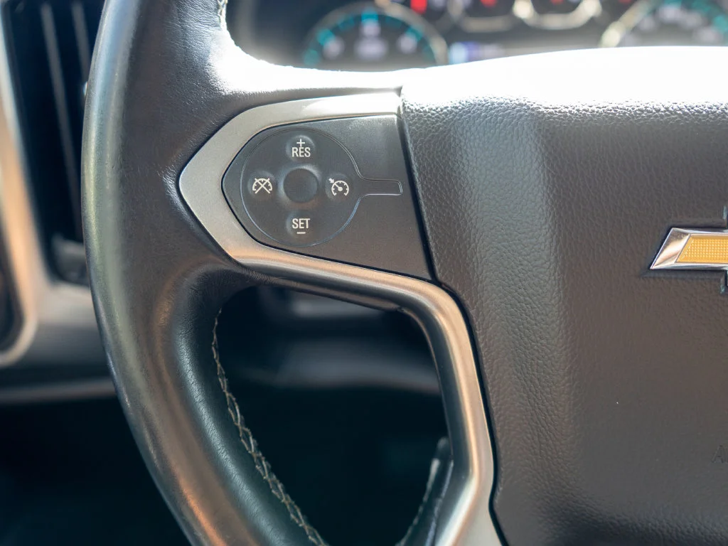 Used 2018 Silver Chevrolet LT image 19