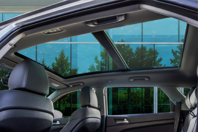 Used 2020 Silver Hyundai Ultimate image 24