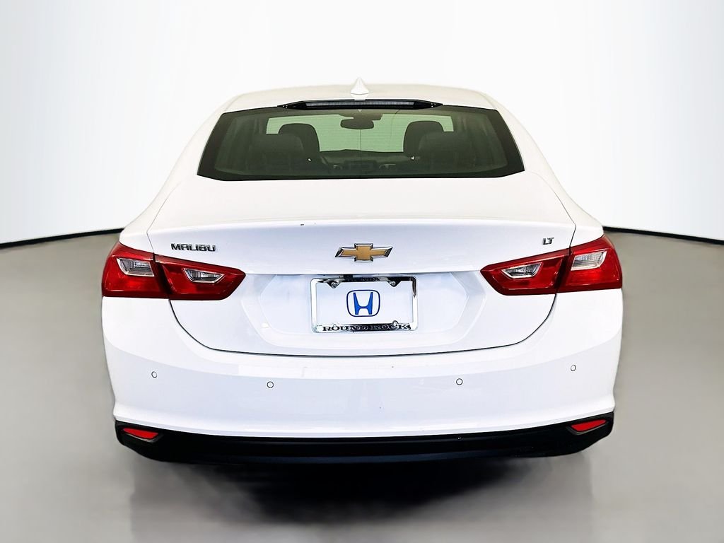 Used 2025 Summit White Chevrolet LT image 6