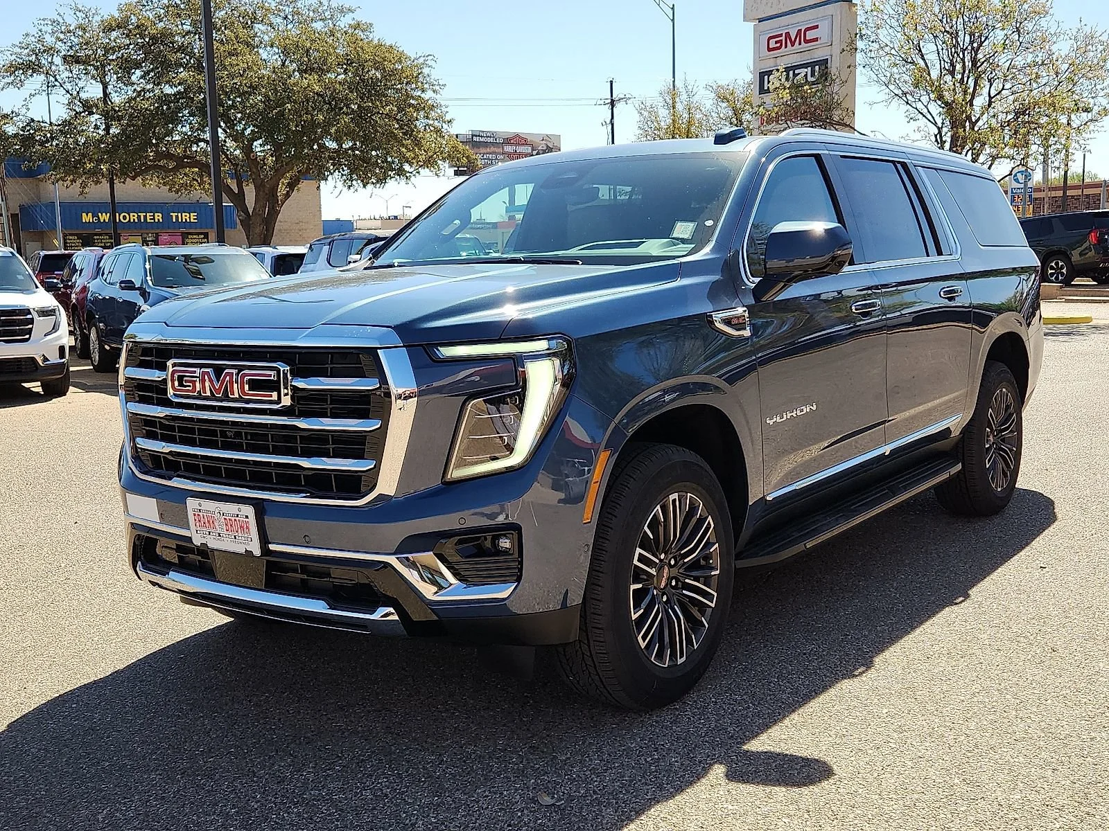 2026 GMC Yukon 4WD Elevation's photo