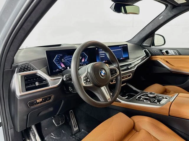 Used 2023 Gray BMW xDrive40i image 9
