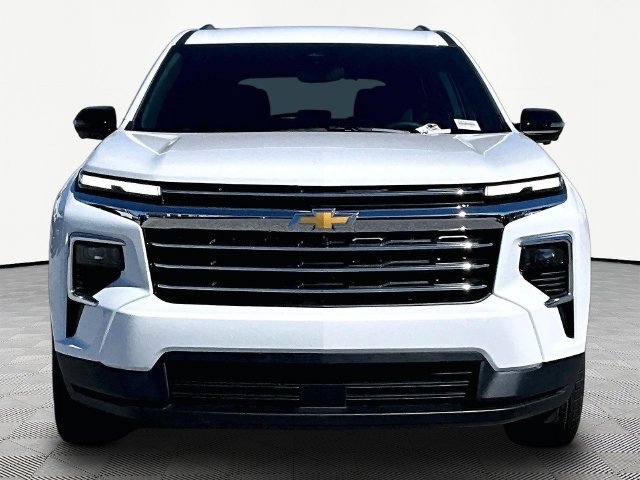 2027 Chevrolet Traverse LT - Photo 2