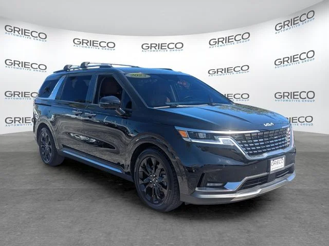 2023 Kia Sedona SX's photo