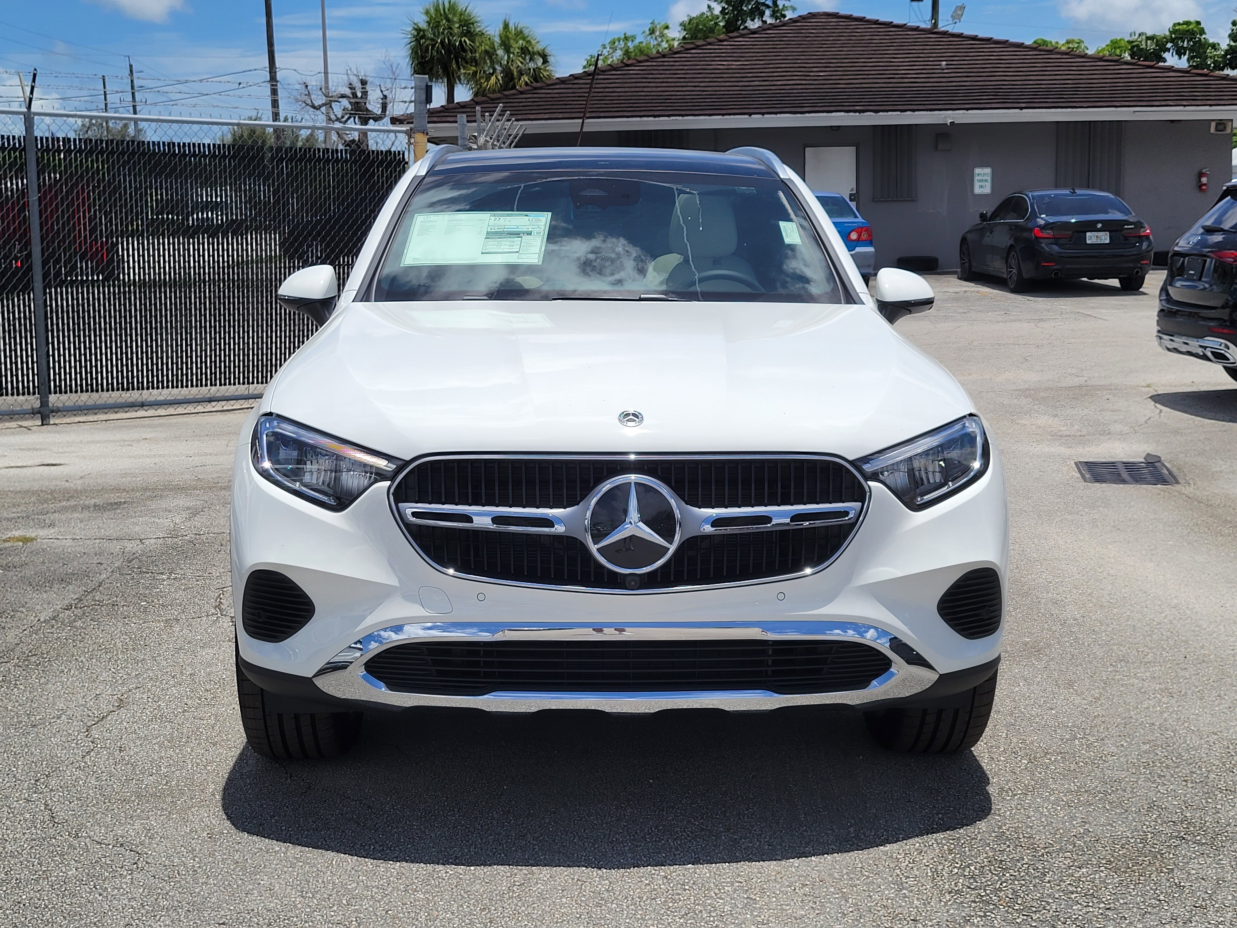 New 2026 Polar White Mercedes-Benz GLC 300 image 83