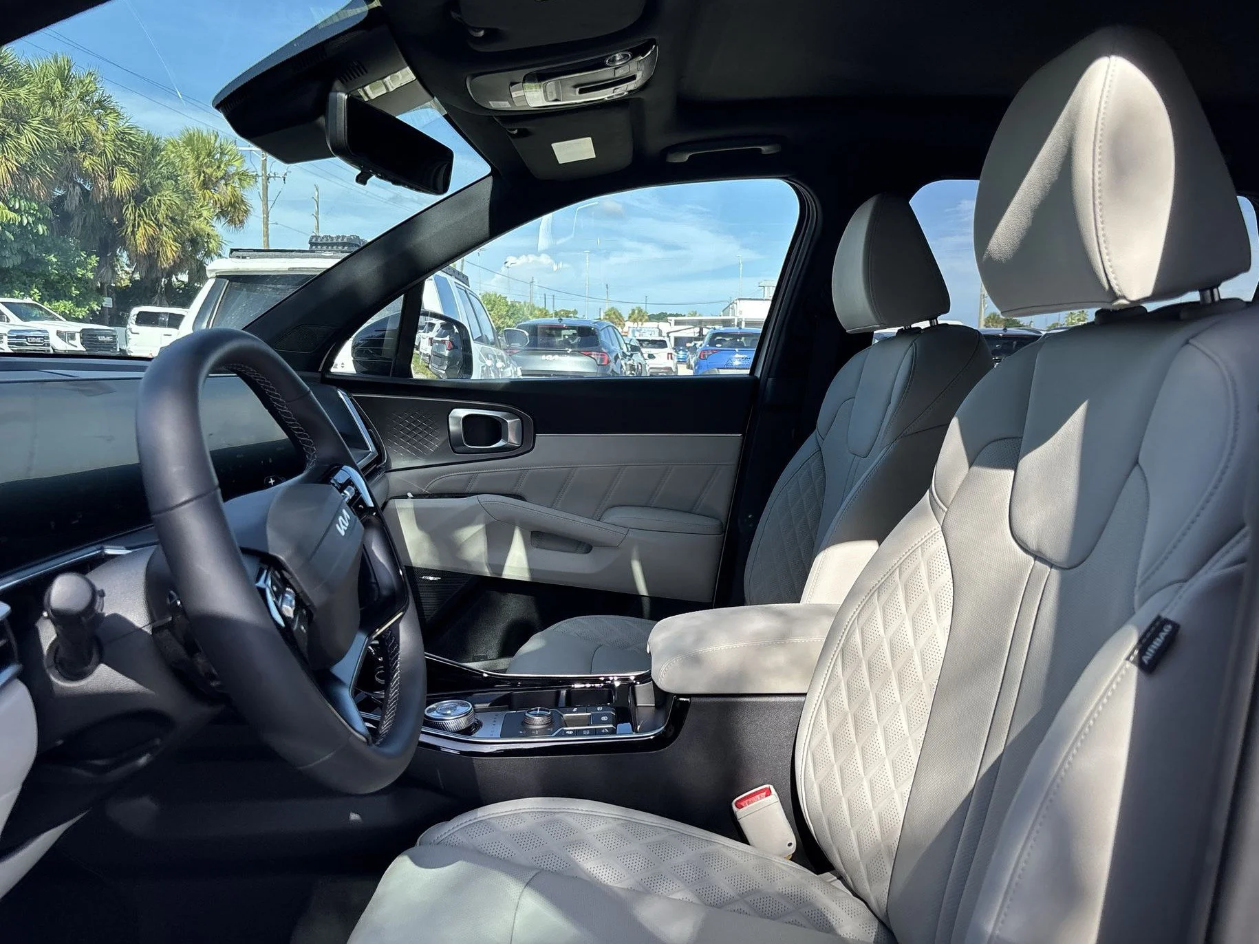 New 2026 Snow White Pearl Kia X-Line SX Prestige AWD image 15