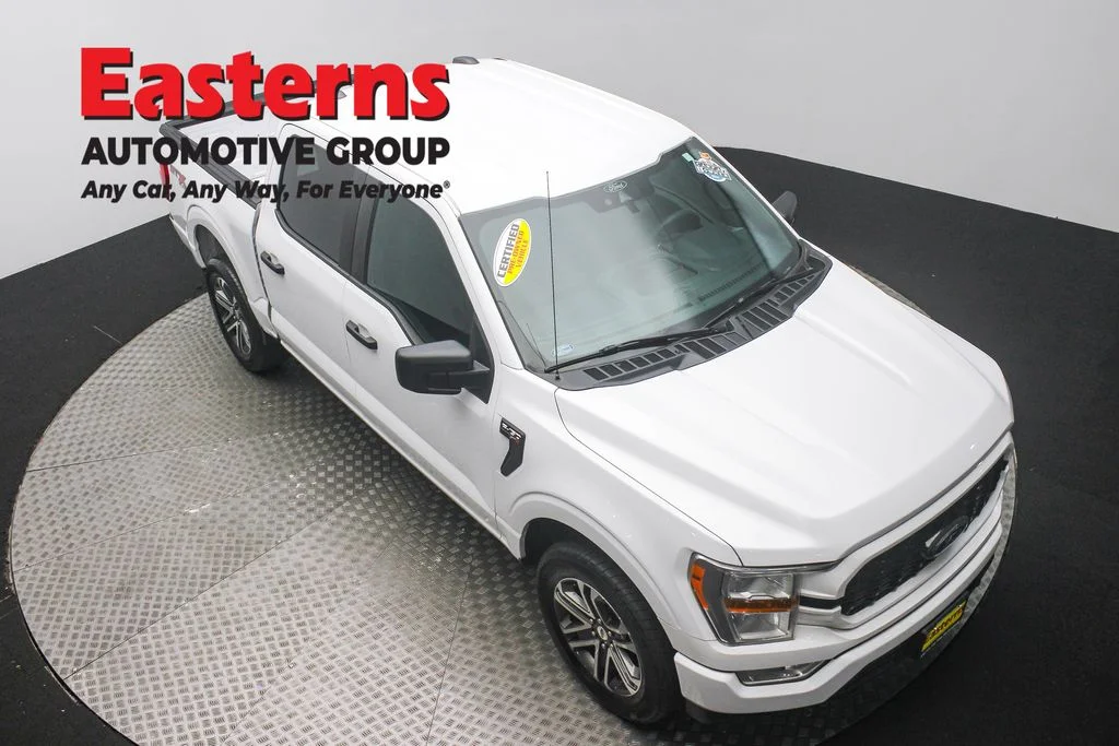 Used 2021 White Ford XL image 3