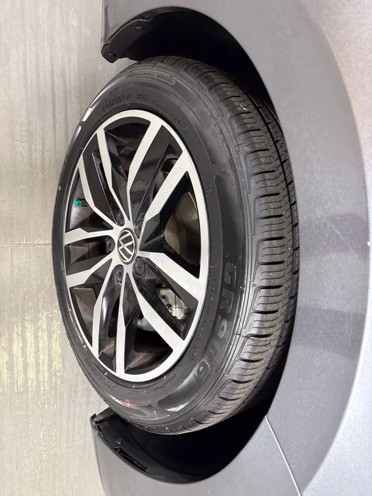Used 2025 Gray Volkswagen 1.5T SE image 11