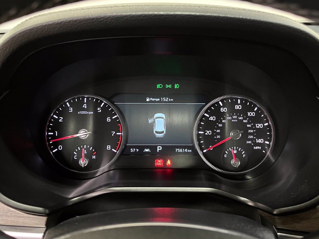 Used 2021 Purple Kia SX image 22