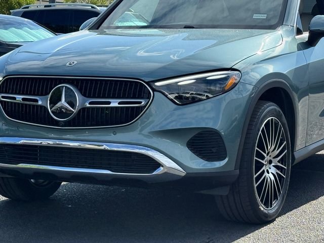 New 2026 Verde Silver Metallic Mercedes-Benz GLC 300 image 2