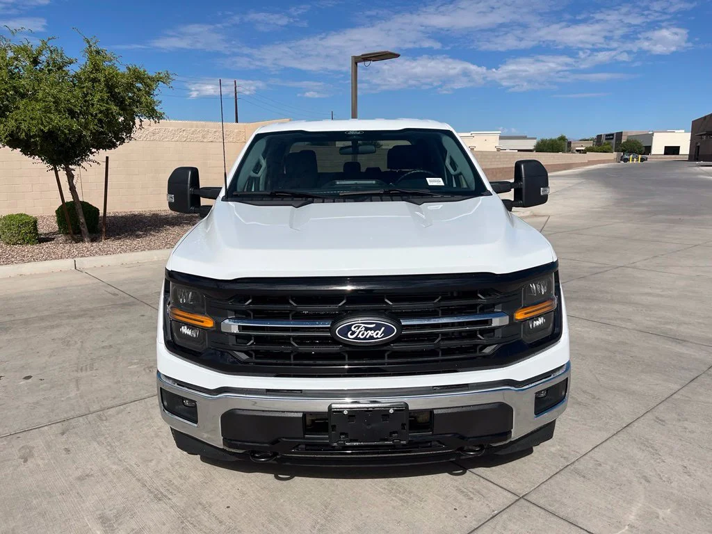 Used 2025 White Ford XLT image 3