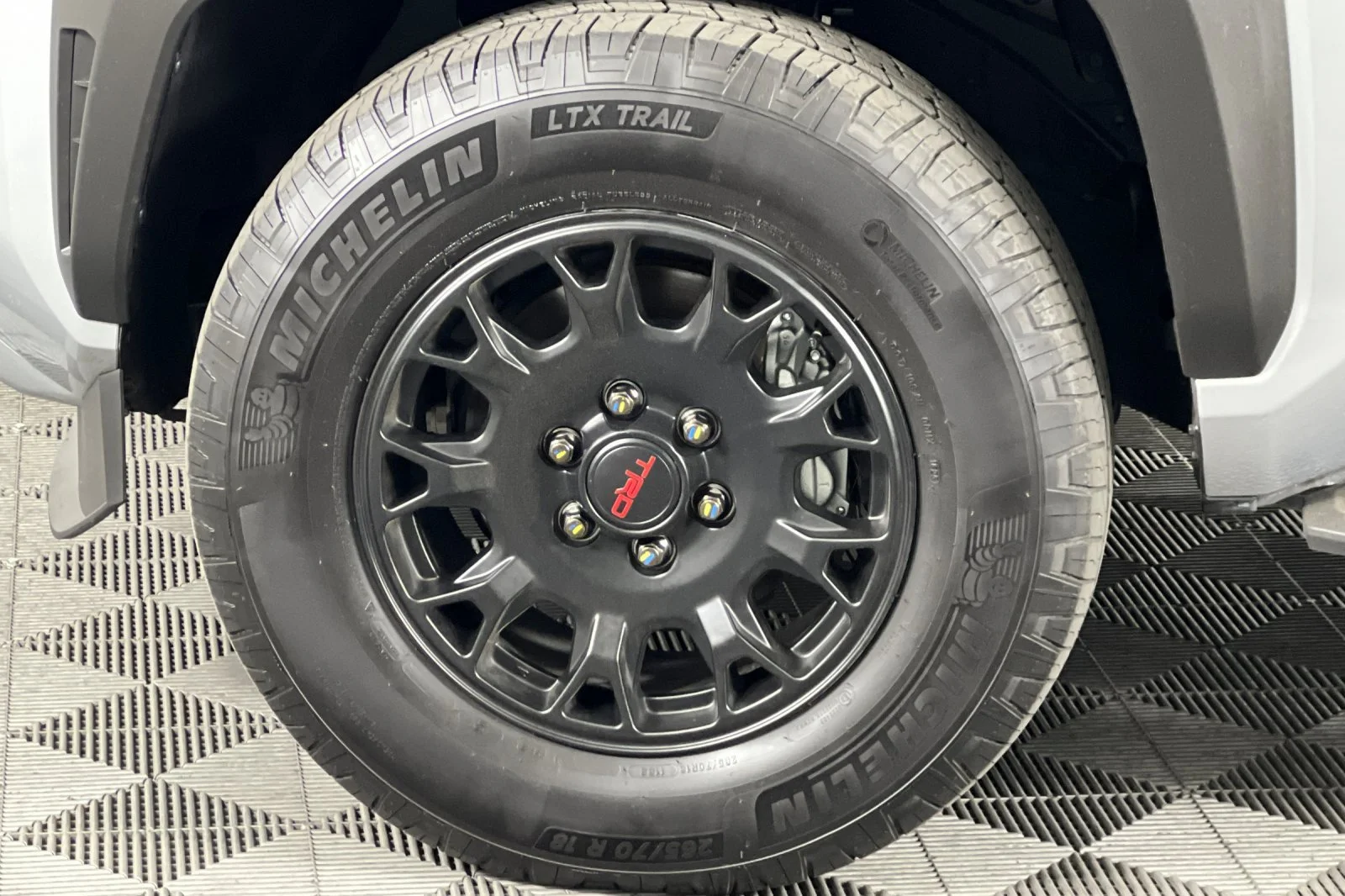 2025 Toyota 4Runner TRD Off-Road - Photo 31