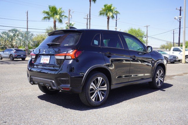 New 2026 Labrador Black Pearl Mitsubishi 2.0 ES image 7