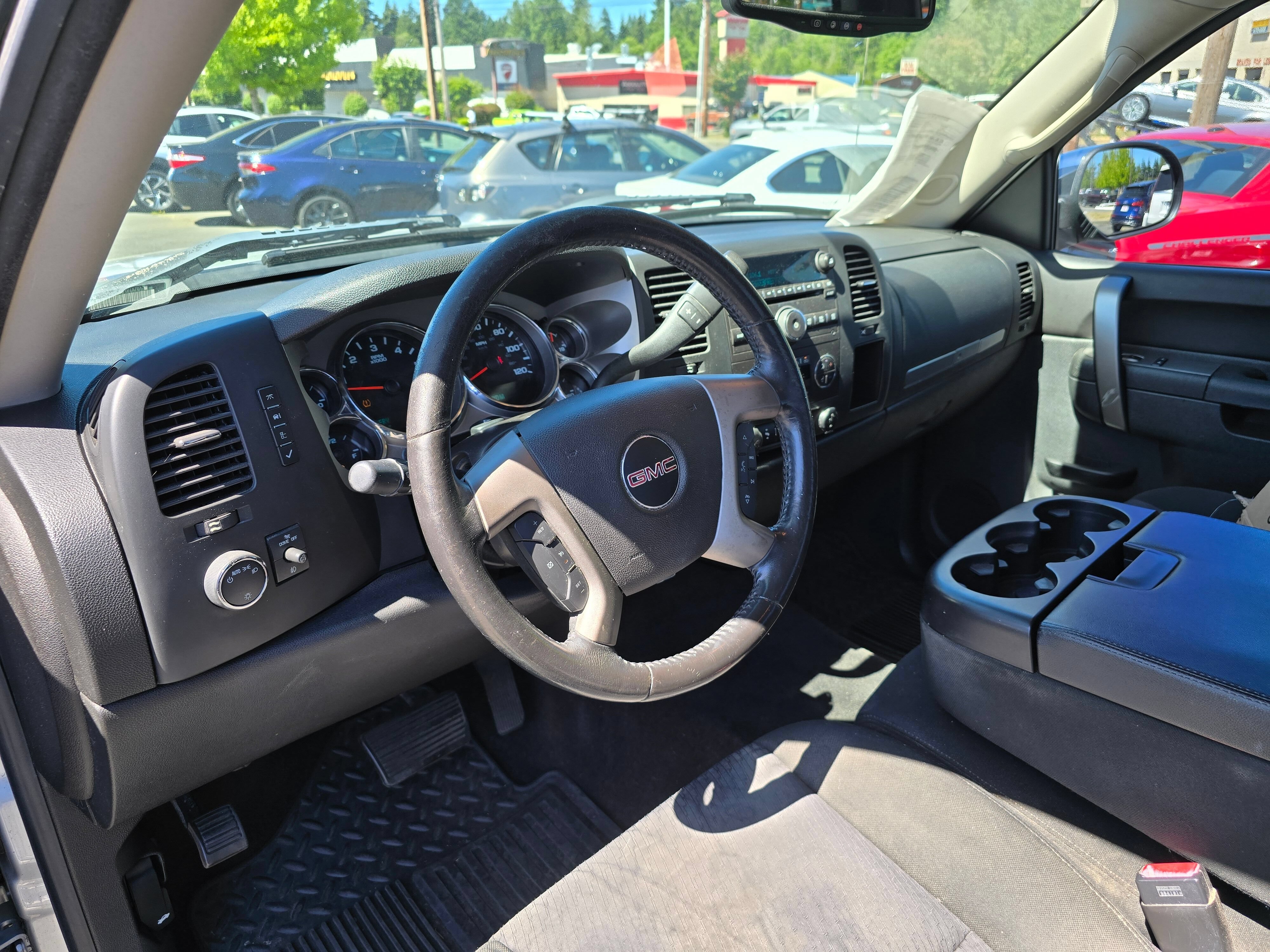 Used 2013 QUICKSILVER METALLIC GMC SLE image 17
