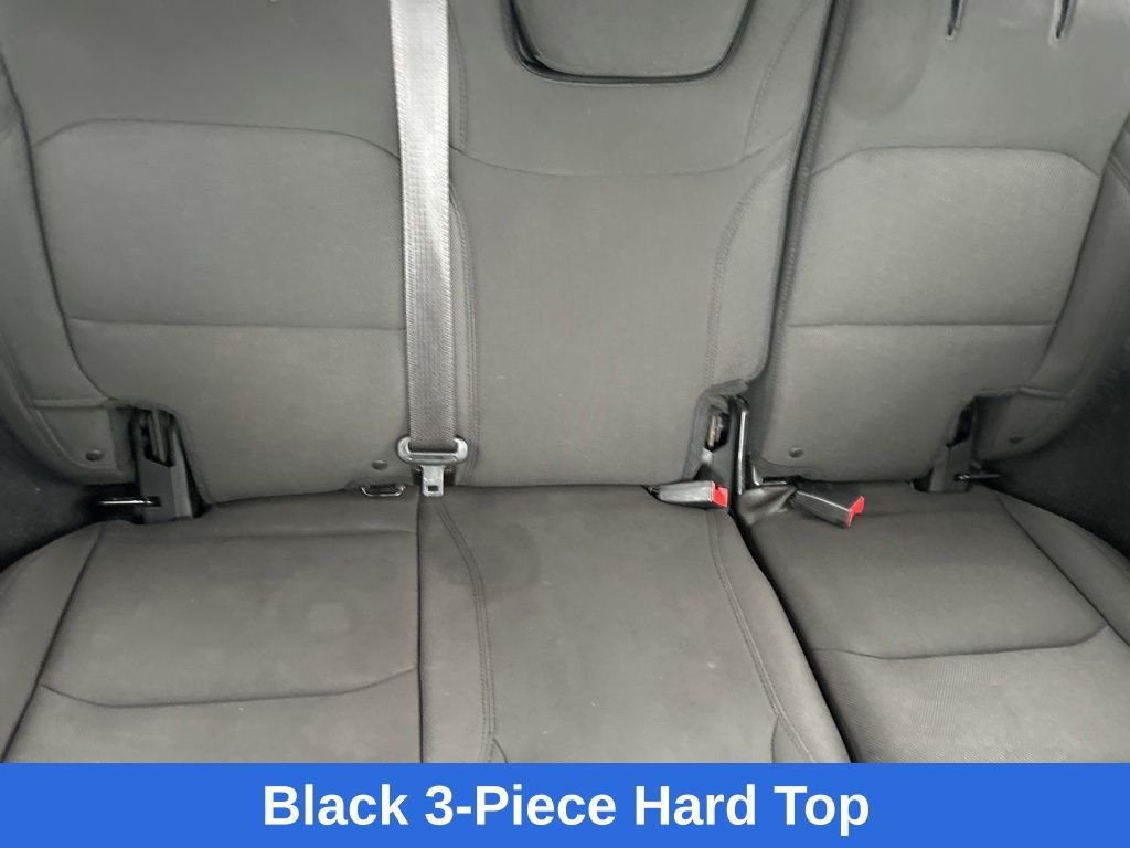 Used 2018 Black Jeep Unlimited Sport S image 21