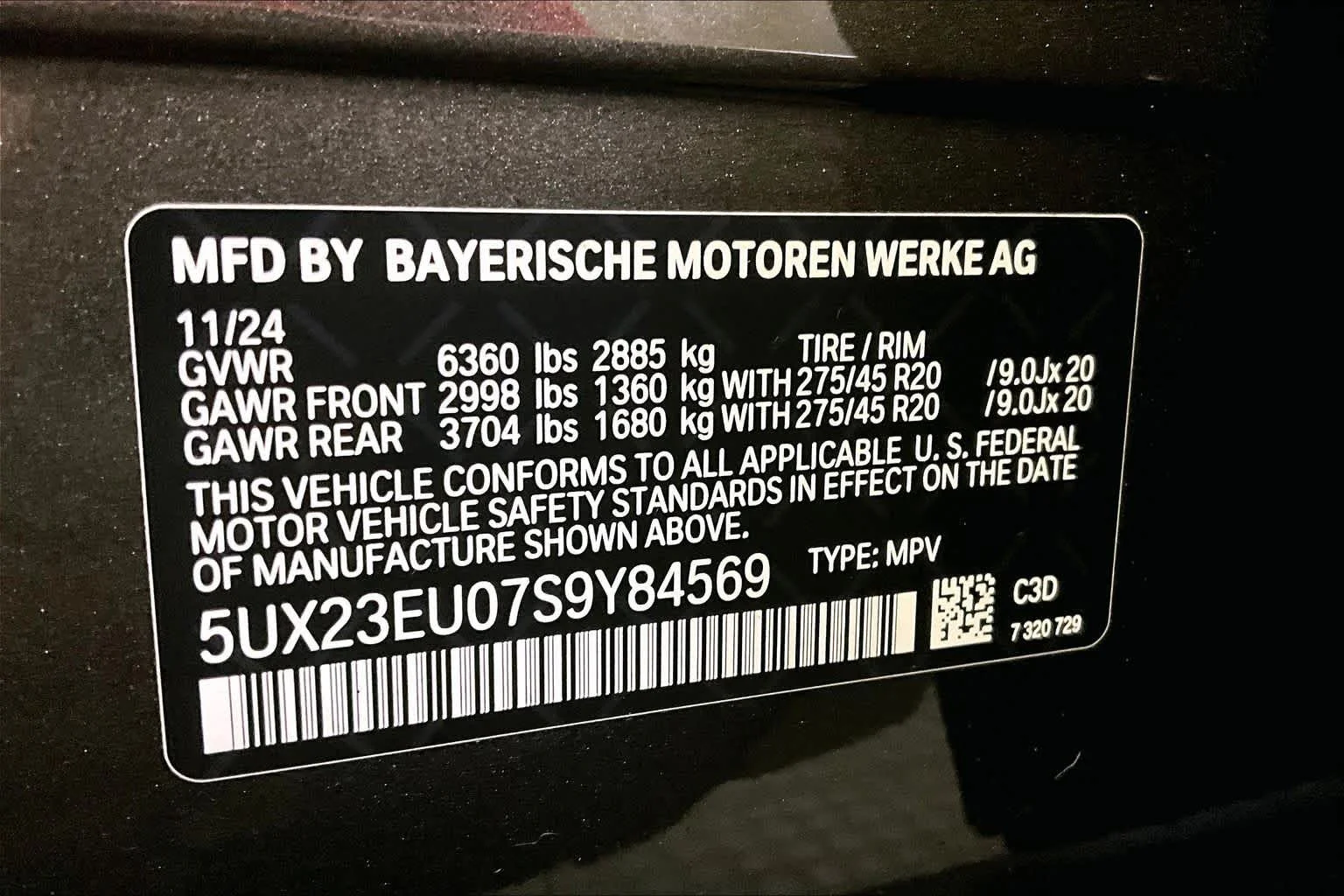 Certified Used 2025 Manhattan Green Metallic BMW xDrive40i image 33