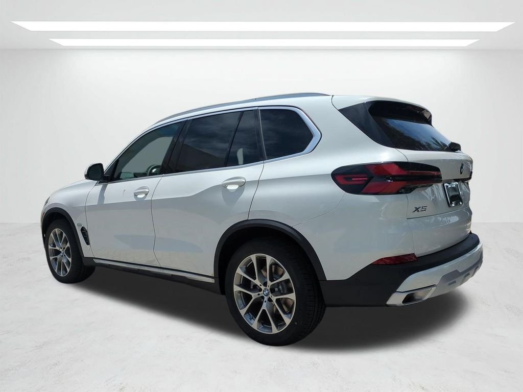 New 2026 Alpine White BMW xDrive40i image 6