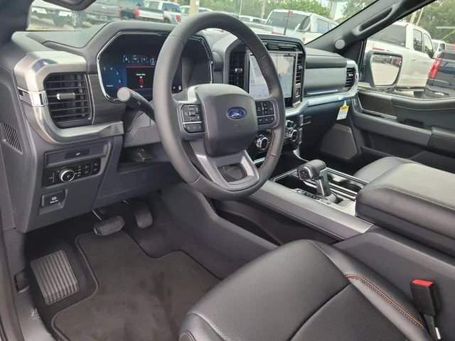 New 2026 Silver Metallic Ford Lariat image 18