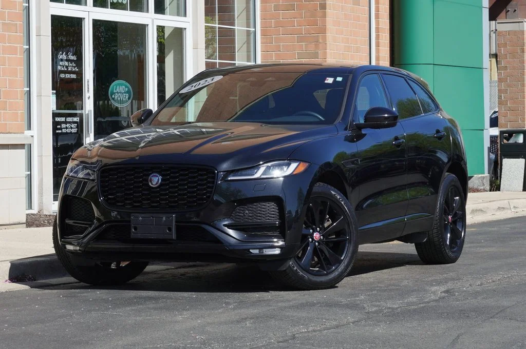 2023 Jaguar F-PACE P250 S's photo