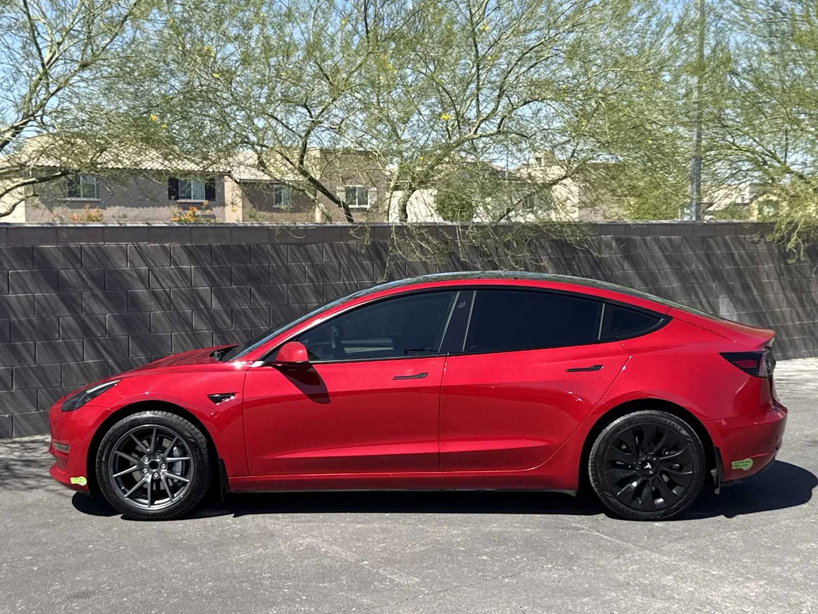 Used 2023 Red Tesla  image 5