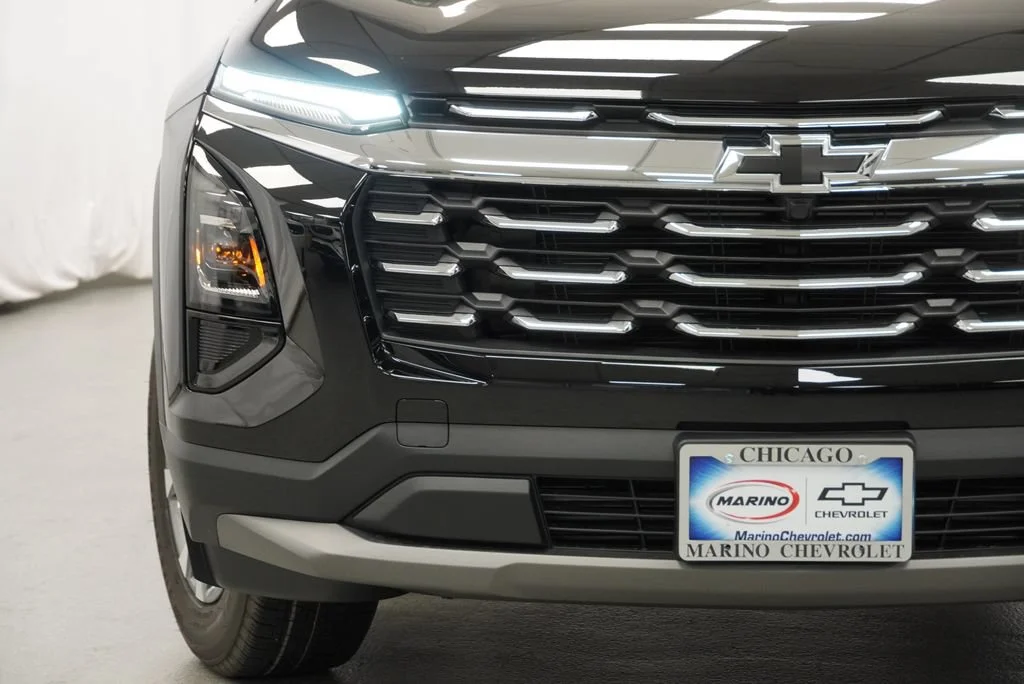 New 2027 Mosaic Black Metallic Chevrolet LT image 12
