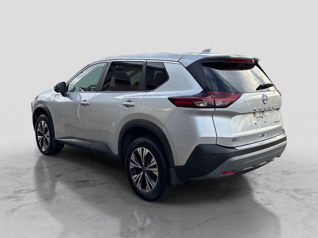 Used 2023 Silver Nissan SV image 5