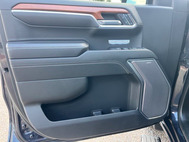 Used 2023 TITANIUM RUSH METALLIC GMC Denali image 27