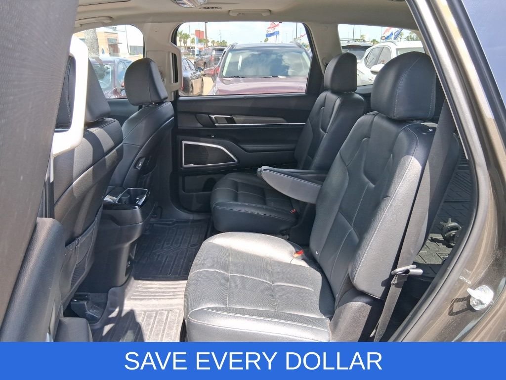 Used 2022 Green Kia EX image 20