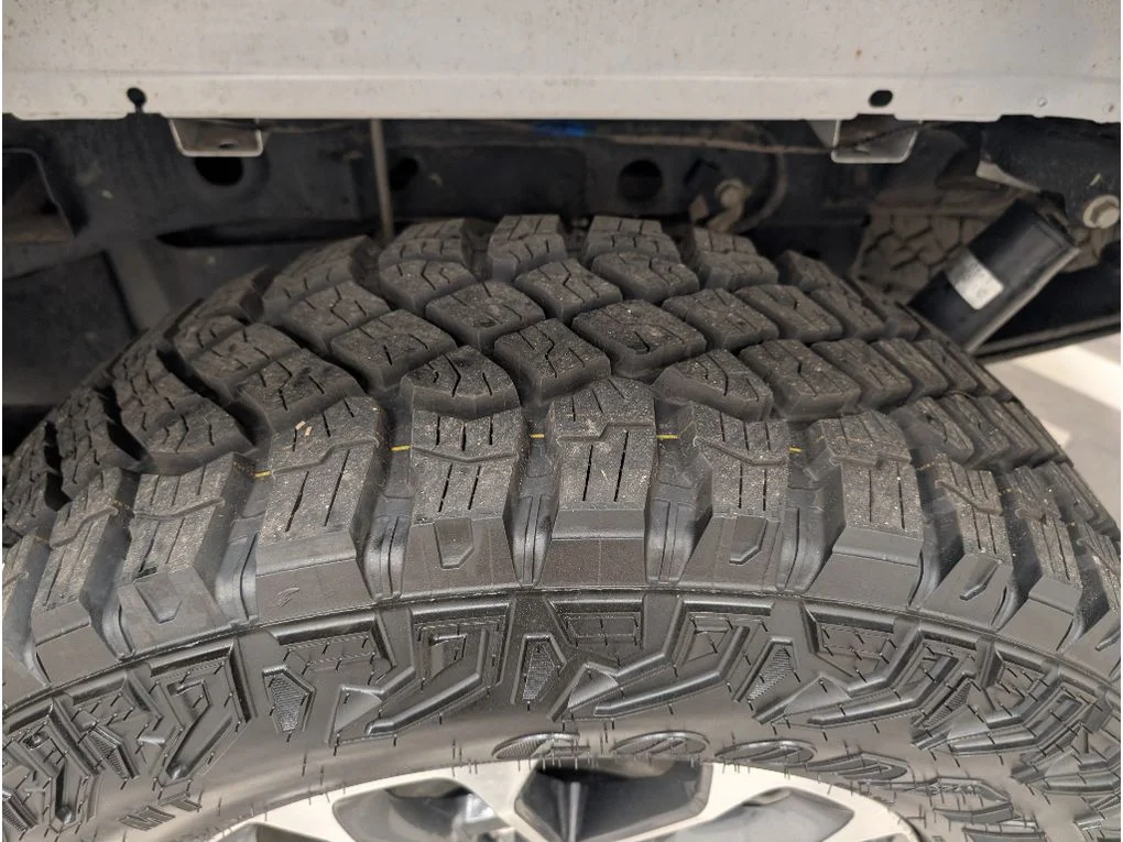 Used 2021 Oxford White Ford LARIAT image 17