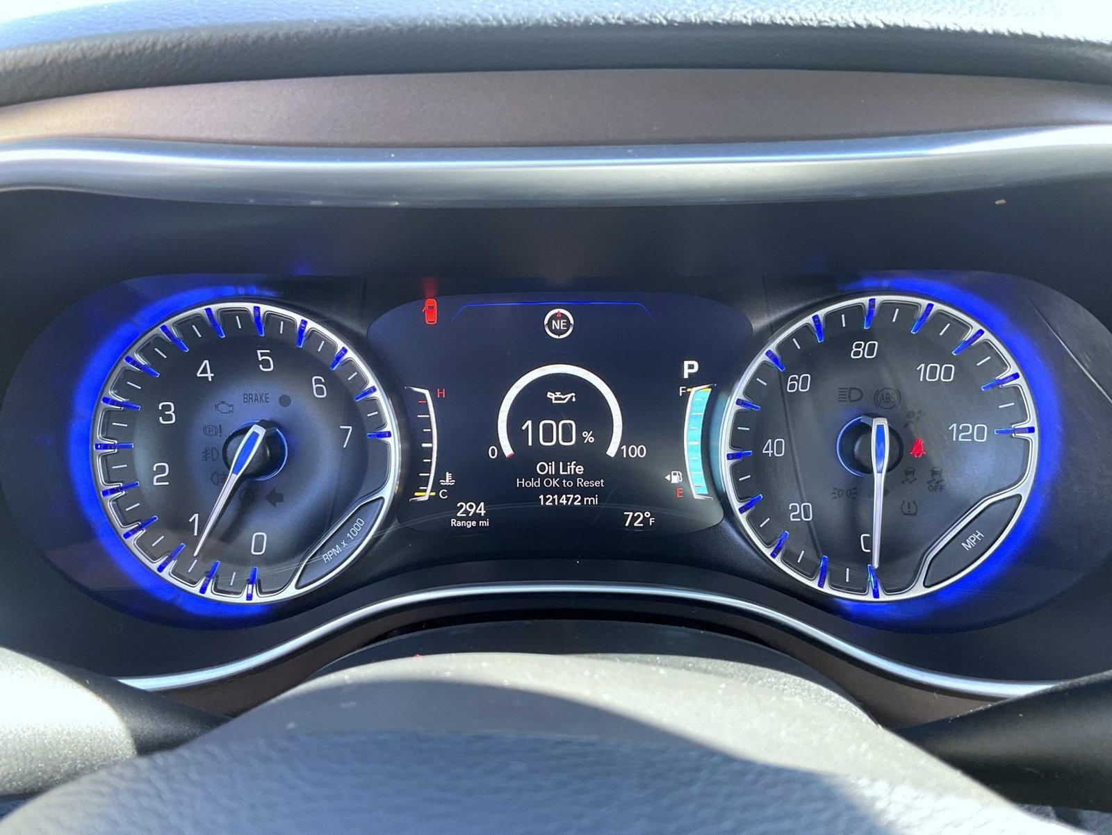 Used 2018 White Chrysler Touring L Plus image 12