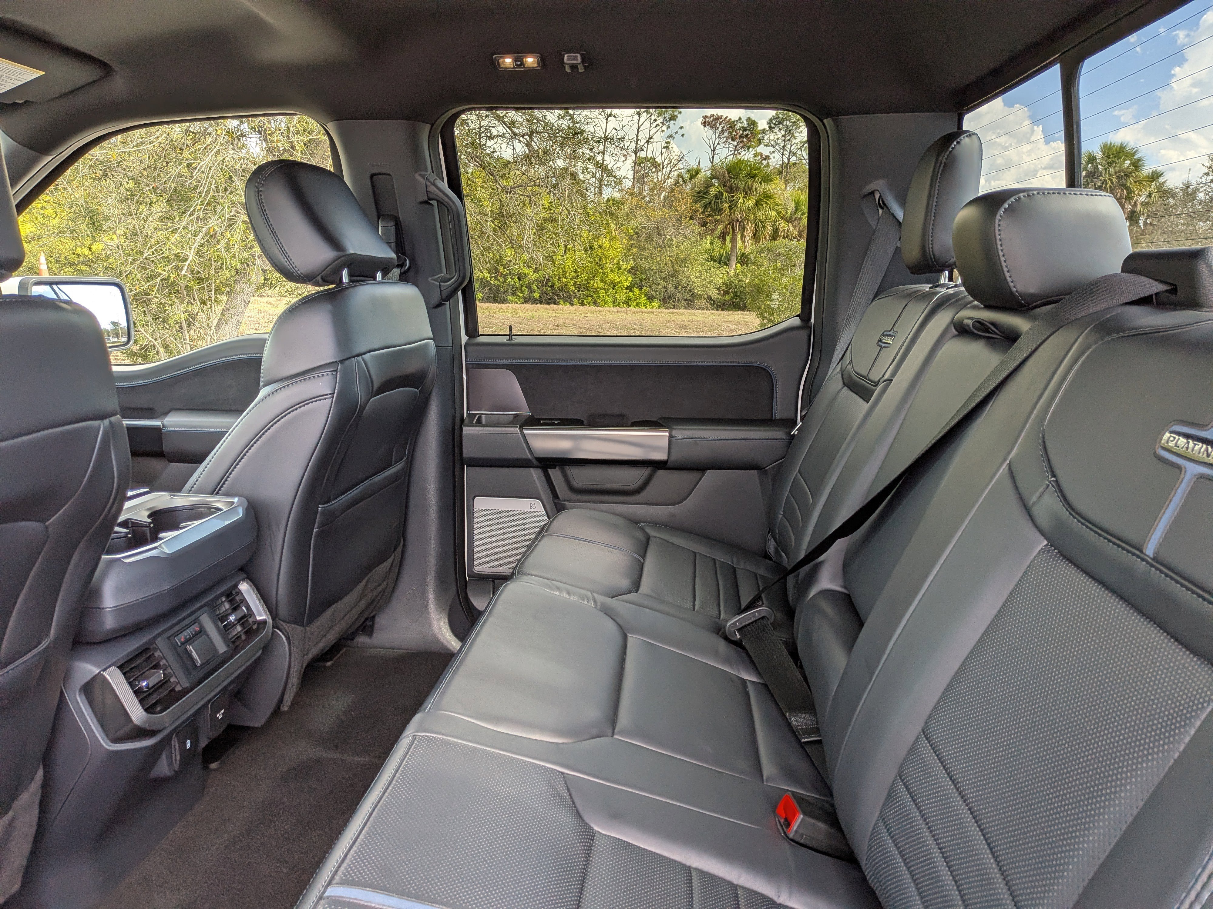 2024 Ford F-150 Platinum - Photo 14